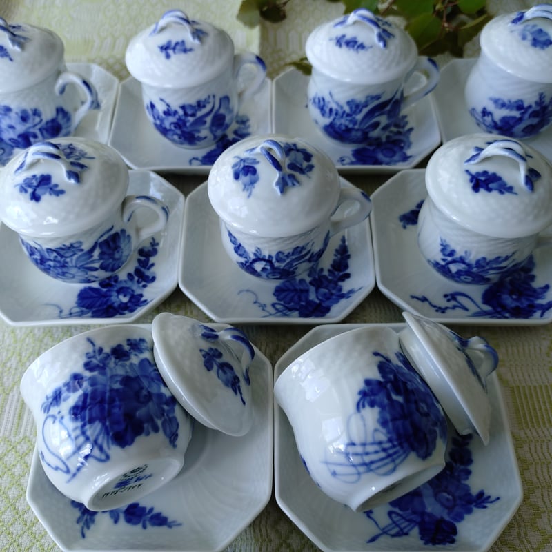 RoyalCopenhagenブルーフラワーカーブのカスタードカップソーサー1950