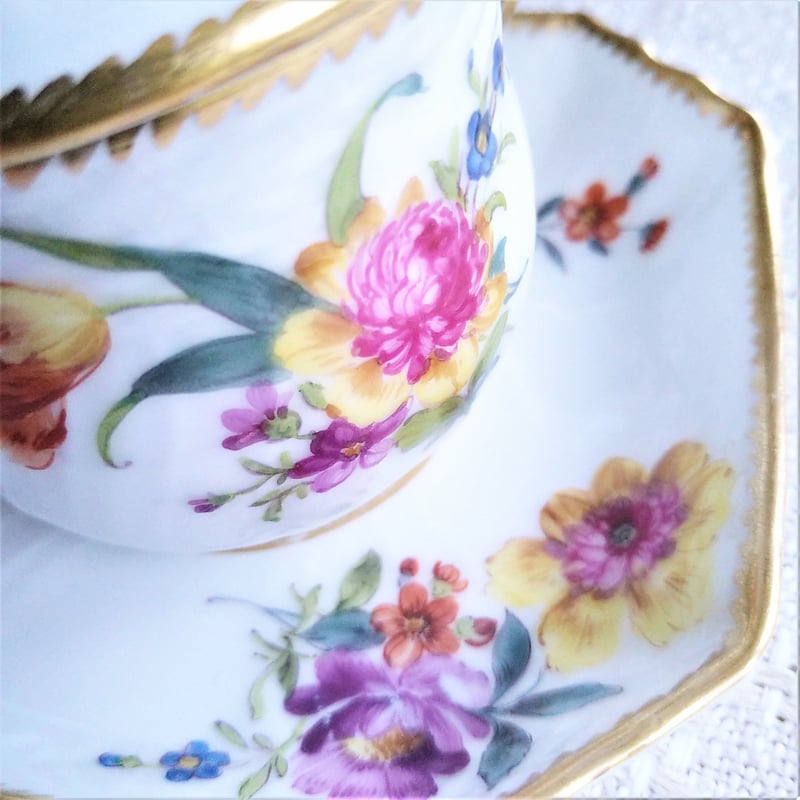 1870～1922年RoyalCopenhagenサクソンフラワーのカスタード
