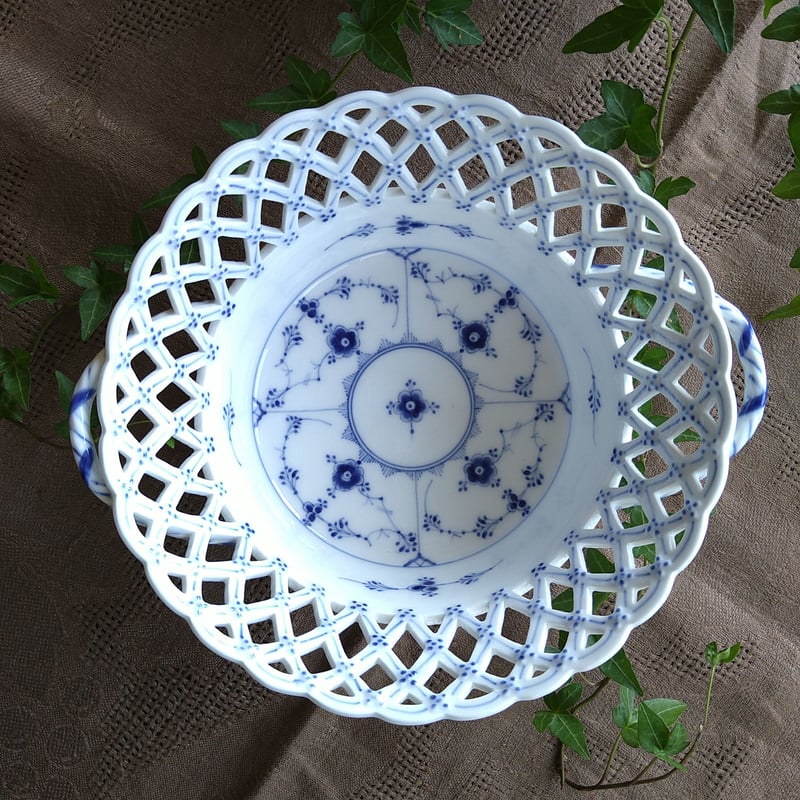 ロイヤルコペンハーゲン ブルーフルーテッドダブルレースフルーツバスケット ロイヤルコペンハーゲン ブルーフルーテッドダブルレースフルーツ