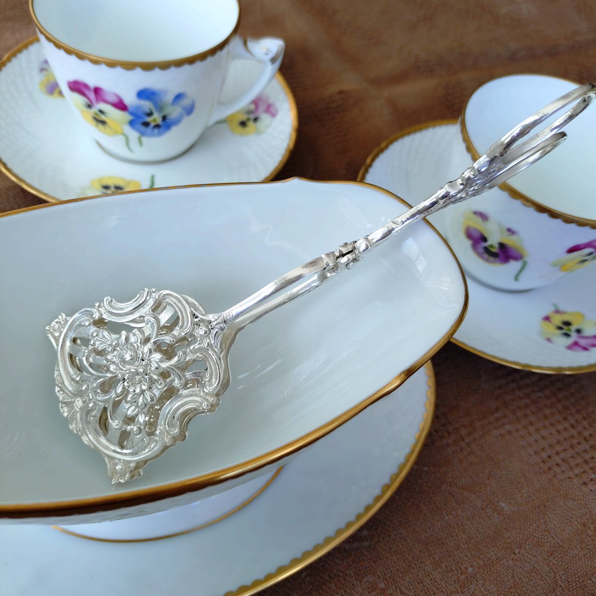 スウェーデンへのインポートシルバーケーキトング重さ約54g長さ約16㎝L