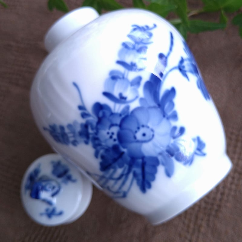 ロイヤルコペンハーゲン ティーキャディ ブルーフラワー 紅茶壺 ロイヤルコペンハーゲン ティーキャディ ブルーフラワー 紅茶壺