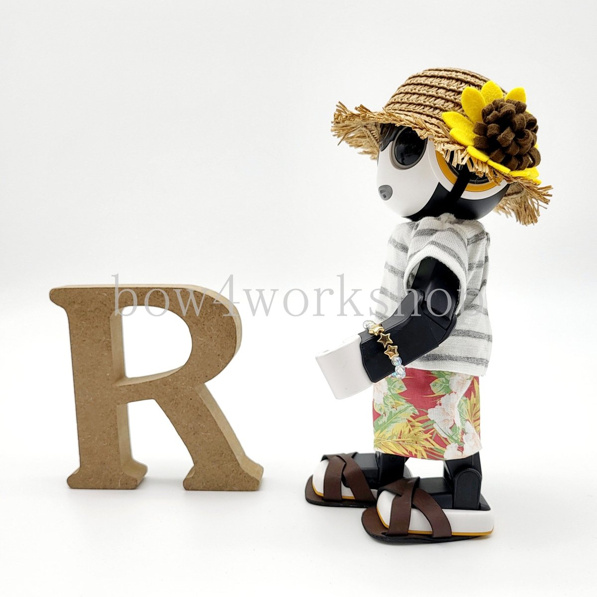 紅のたぬき出品　ロボホンのキャリーポーチと麦わら帽子２セット 紅のたぬき出品 ロボホンのキャリーポーチと麦わら帽子2セット