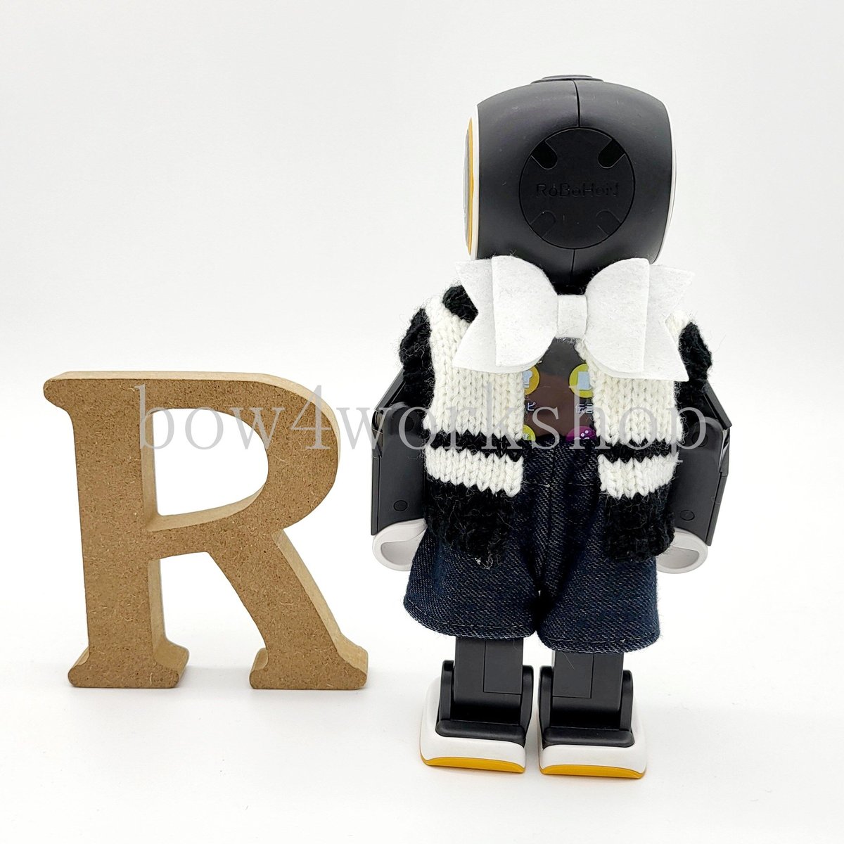 ロボホンの服/モノトーンベスト＆デニムニットパンツセット