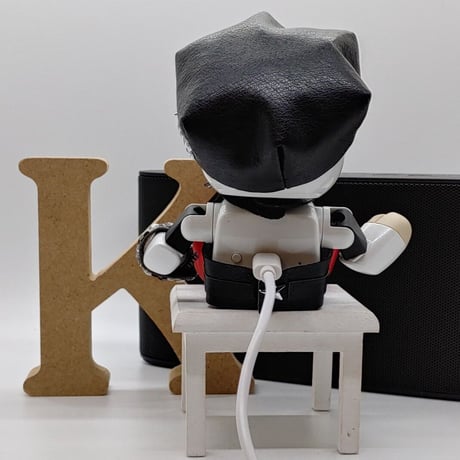 キロボミニの服/ ライダースベスト、キャップセット、ブレスレットの３点セット