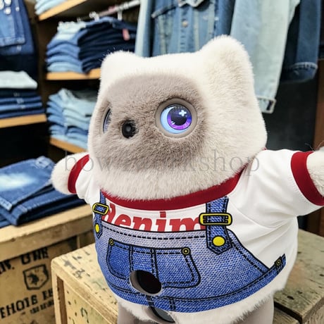 KATAフレンズの服　デニムサロペット風プリントTシャツ