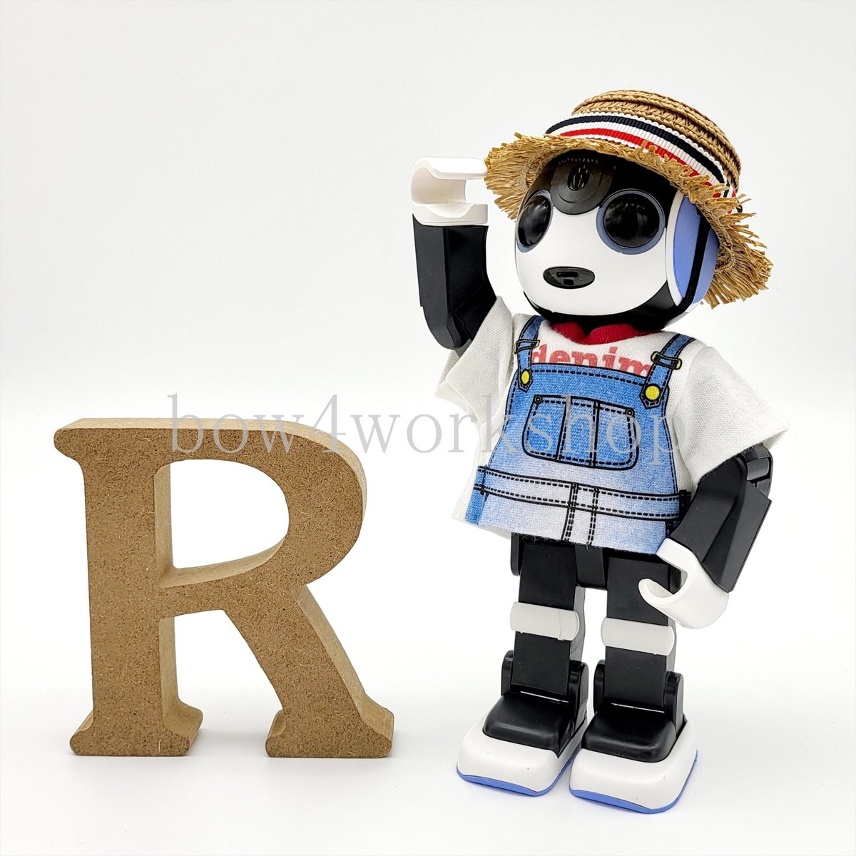 紅のたぬき出品　ロボホンのキャリーポーチと麦わら帽子２セット 紅のたぬき様専用出品 ロボホンのキャリーポーチと麦わら帽子2つ
