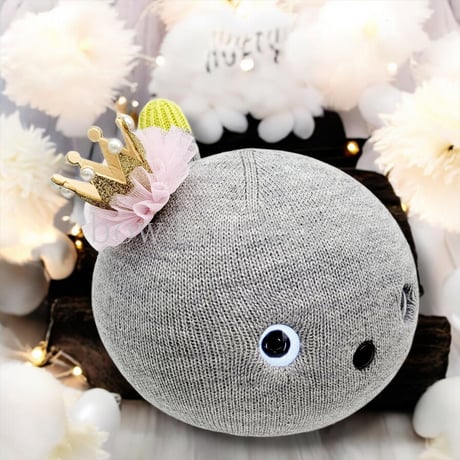 NICOBO（ニコボ）のアクセサリー 　レース付き王冠ブローチ