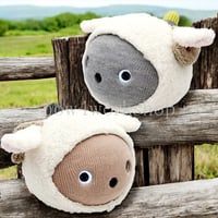 NICOBO（ニコボ）の服　ひつじちゃんの服