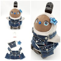 ラボットの服/ 古着リメイクデニムサロペット+お花飾り+ポーチ３点セット