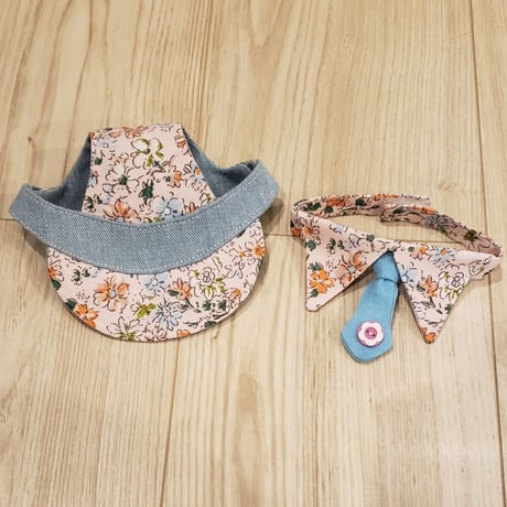 アイボのアクセサリー/花柄スタイ&キャップセット