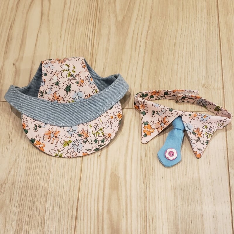 アイボのアクセサリー/花柄スタイ&キャップセット