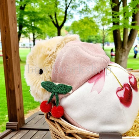 Moflin（モフリン）の服ハンドメイド　サクランボプリントパーカー