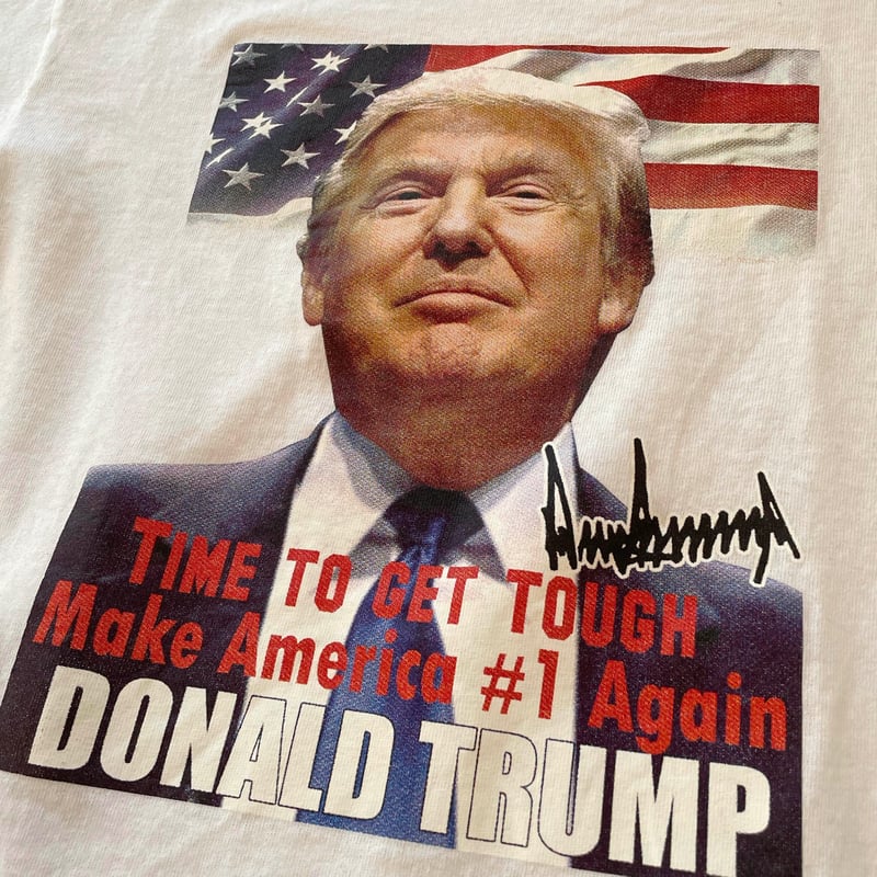 DONALD TRUMP