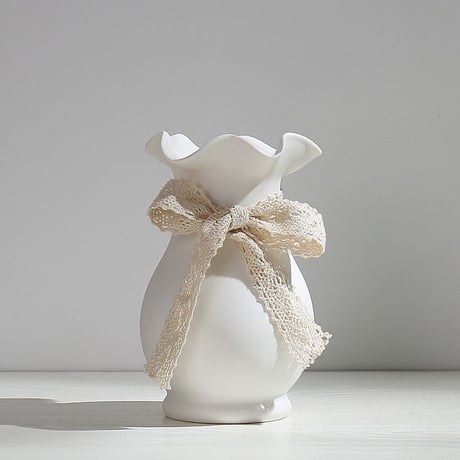 ホワイトセラミック 花瓶