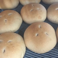 パン工房農〜みのり〜_23.黒豆黒パン【1〜3月限定】