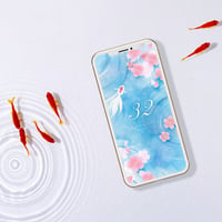 【金運招く白金魚と桃色サクラ＋数字32】🌸春風に舞う桜と澄んだ水に泳ぐ白金魚が、あなたの心と運気を優しく整える待ち受け画像✨