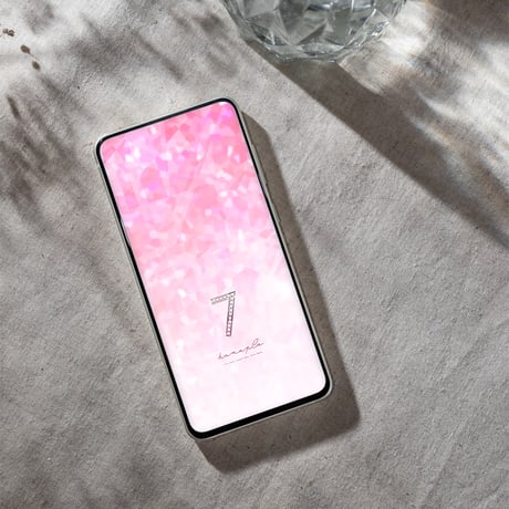 【恋の魔法キラキラ宝石と数字7】愛の絆を深める！ピンクダイヤモンド背景のスマホ壁紙