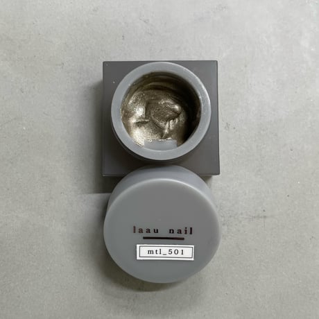 ITEM | laau nail store