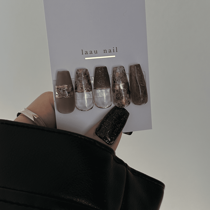 blk_002 -nuage- | laau nail store