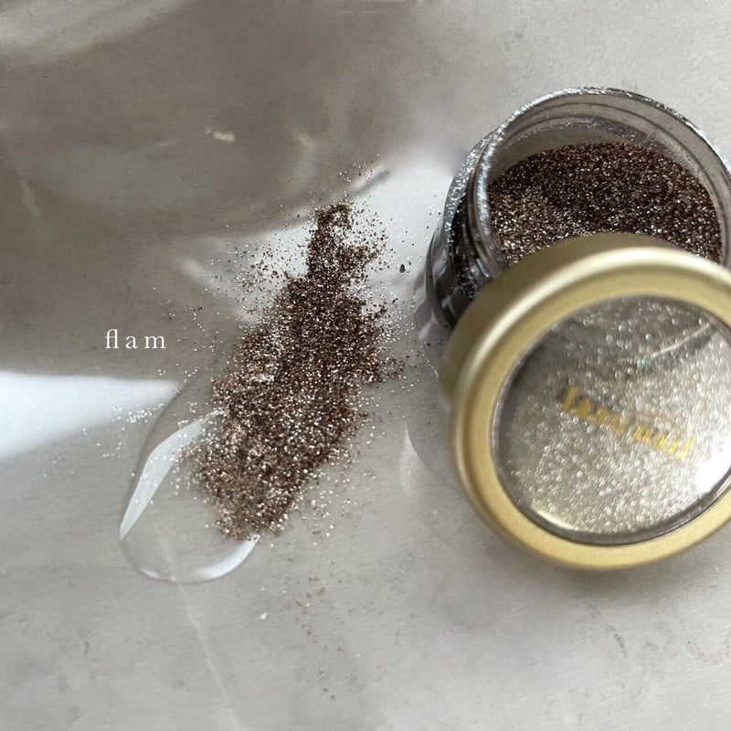 laau nail ラメ11セット＋calm gold 箔＋その他ゴールド小物