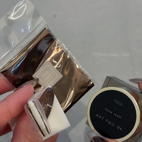 TRÏNA×laau nail art foil gel_BK