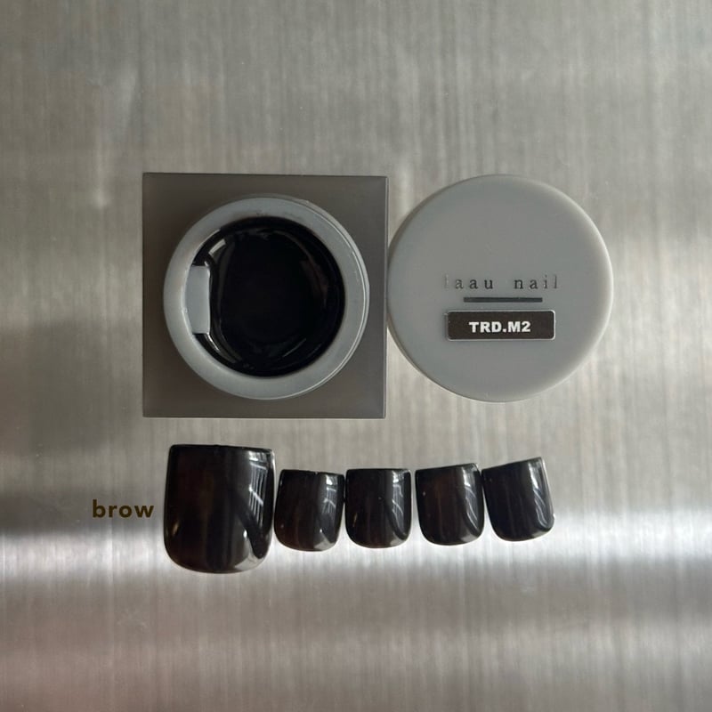 TRD.M2_-brow- | laau nail store