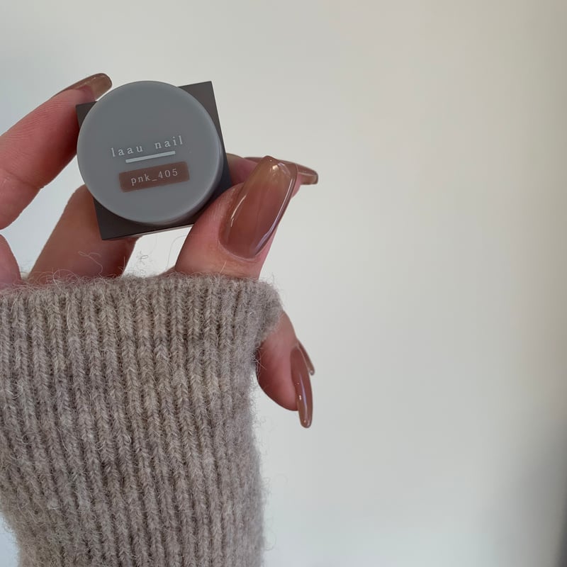 pnk_405 -efflo- | laau nail store