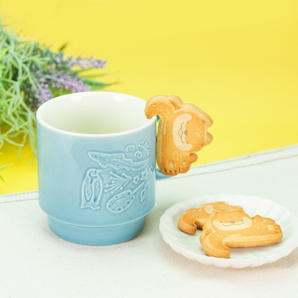 ぶらりんカワウソクッキー | átoa MUSEUM SHOP アトアミュージアムショップ