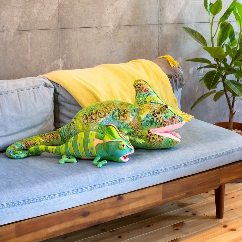 パクパクぬいぐるみ エボシカメレオン | átoa MUSEUM SHOP アトア