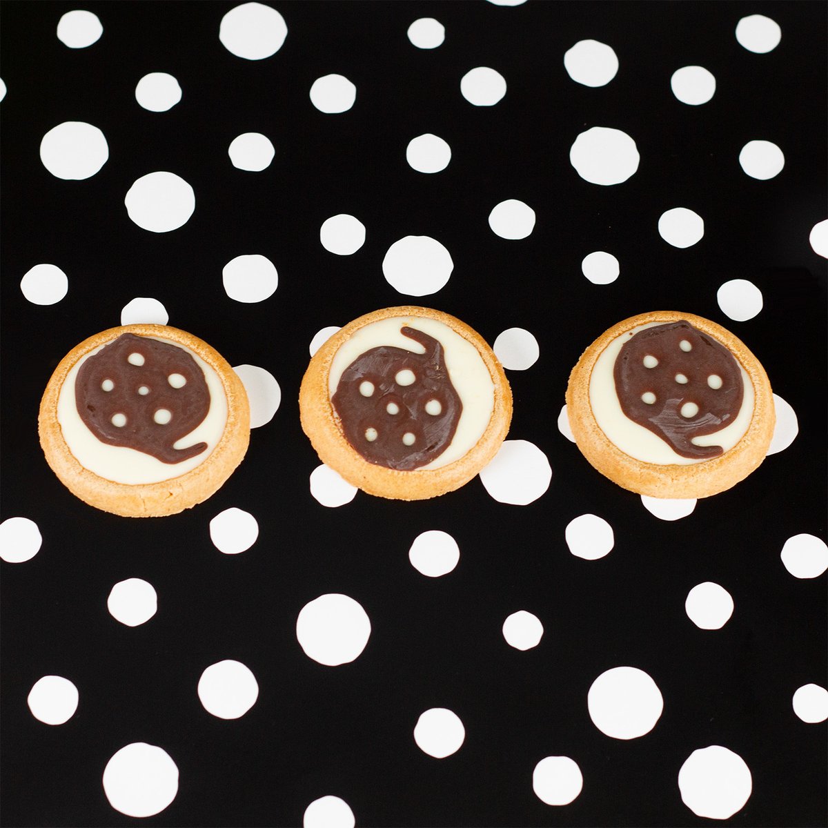 ポルカドットスティングレイ チョコタルトクッキー | átoa MUSEUM SHOP