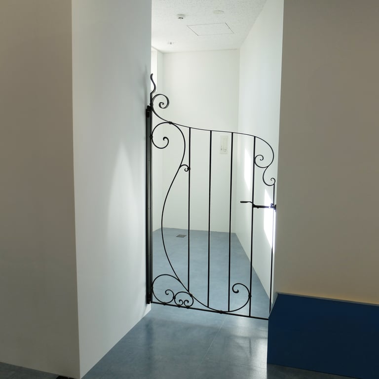 Arabesque Gate 5