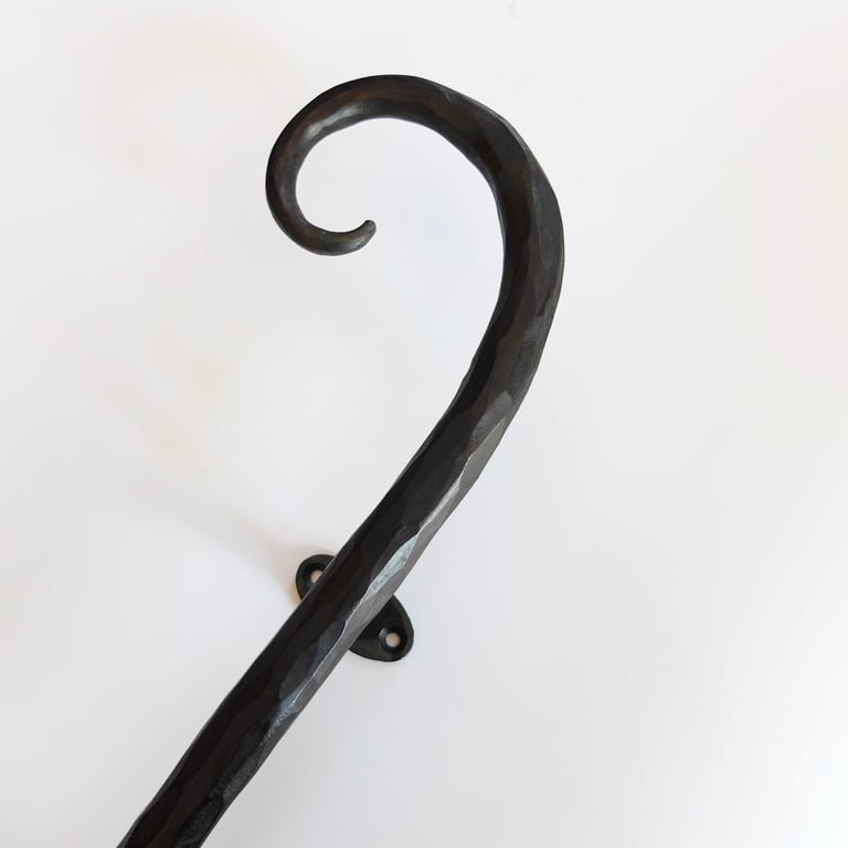Scroll 19φ 7