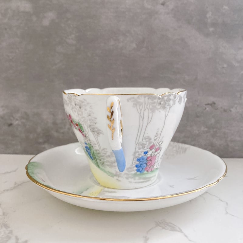 英国　シェリー　サンライズ＆トールツリー　カップ　ソーサー　プレート　トリオ 英国シェリーサンライズ＆トールツリーカップソーサープレートトリオ