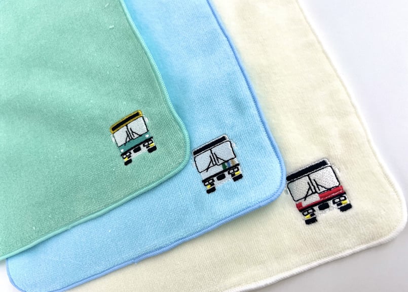 刺繍タオルハンカチ（赤バス） | にしてつバス ONLINESTORE