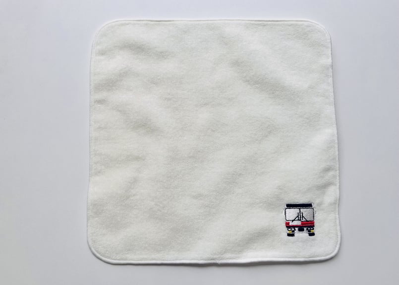 刺繍タオルハンカチ（赤バス） | にしてつバス ONLINESTORE