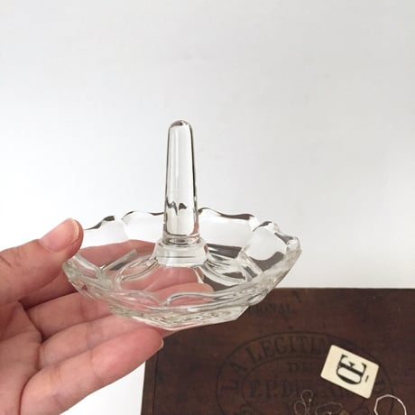 ring stand / アンティークガラスリングスタンド