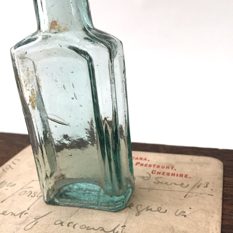 bottle / アンティークイギリスガラスボトル | cocon