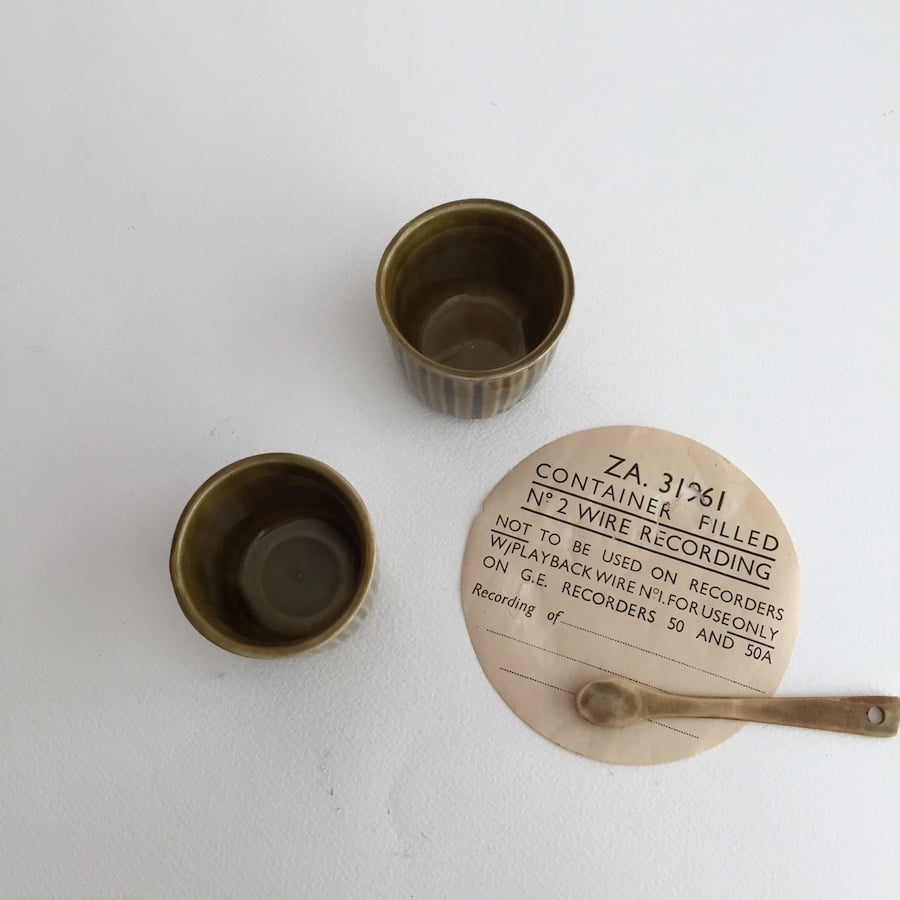 80's エッグカップ ピエロ エッグスタンド ヴィンテージ 陶器 オブジェ egg cup / 陶器のエッグスタンド アンティークエッグカップ | cocon