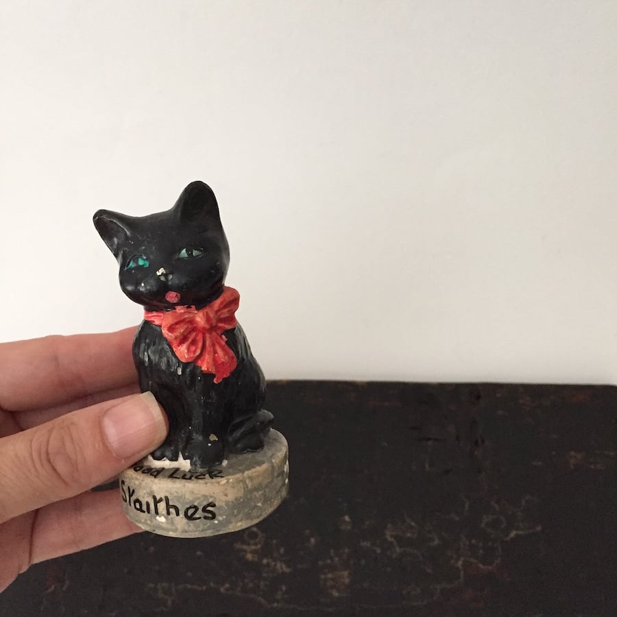 black cat figure / アンティーク黒猫おきもの | cocon