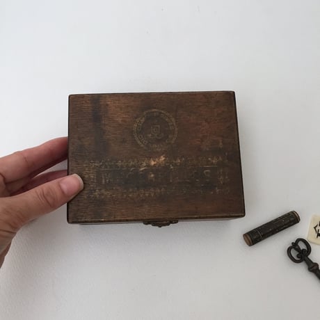 wooden box / アンティーク木箱