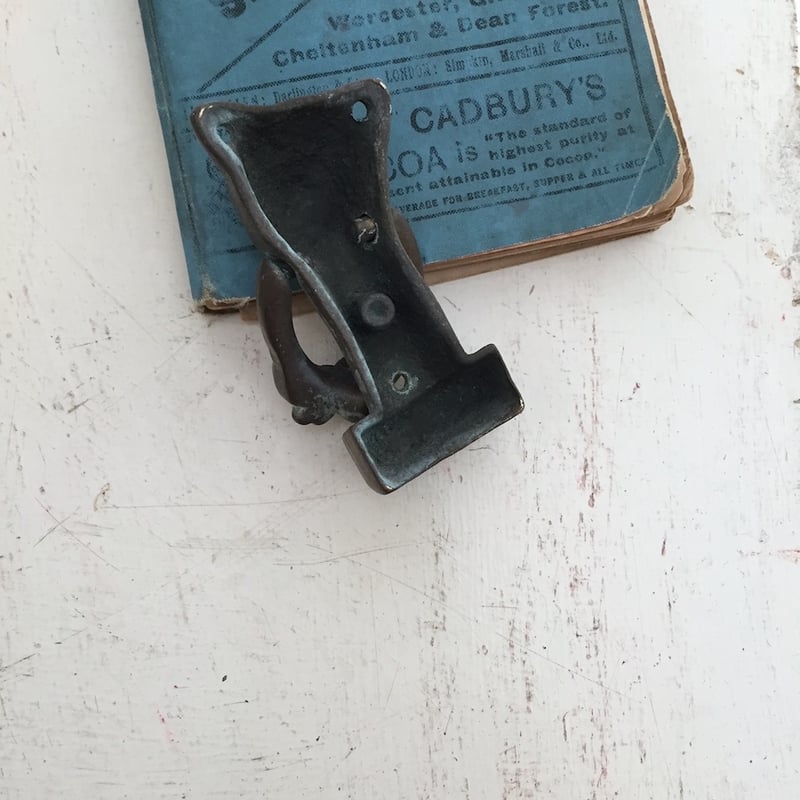 cat door knocker / アンティークねこのドアノッカー 真鍮 チェシャ猫