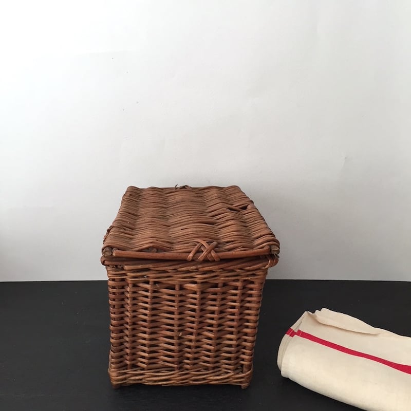 basket / アンティークふたつきバスケット | cocon