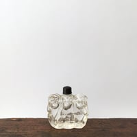 monkeys  glass bottle  / アンティークどうつ三猿のガラスボトル