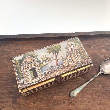 biscuit tin ヴィンテージクッキー缶　アンティーク缶