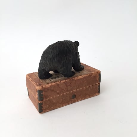 木彫りグマの置もの