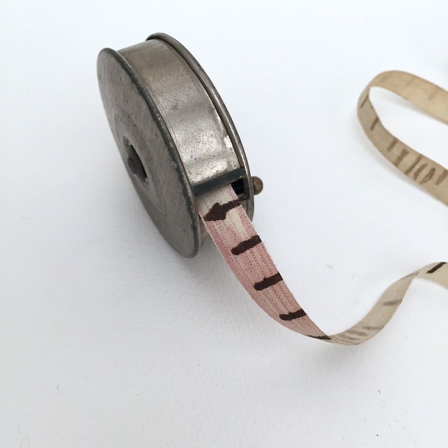 measure tape / アンティーク巻き尺 手巻き メジャーテープ | cocon