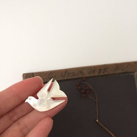 bird brooch / アンティークベツレヘムバードブローチ