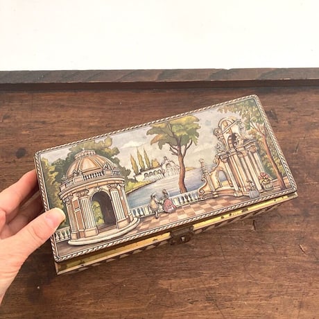 biscuit tin ヴィンテージクッキー缶　アンティーク缶