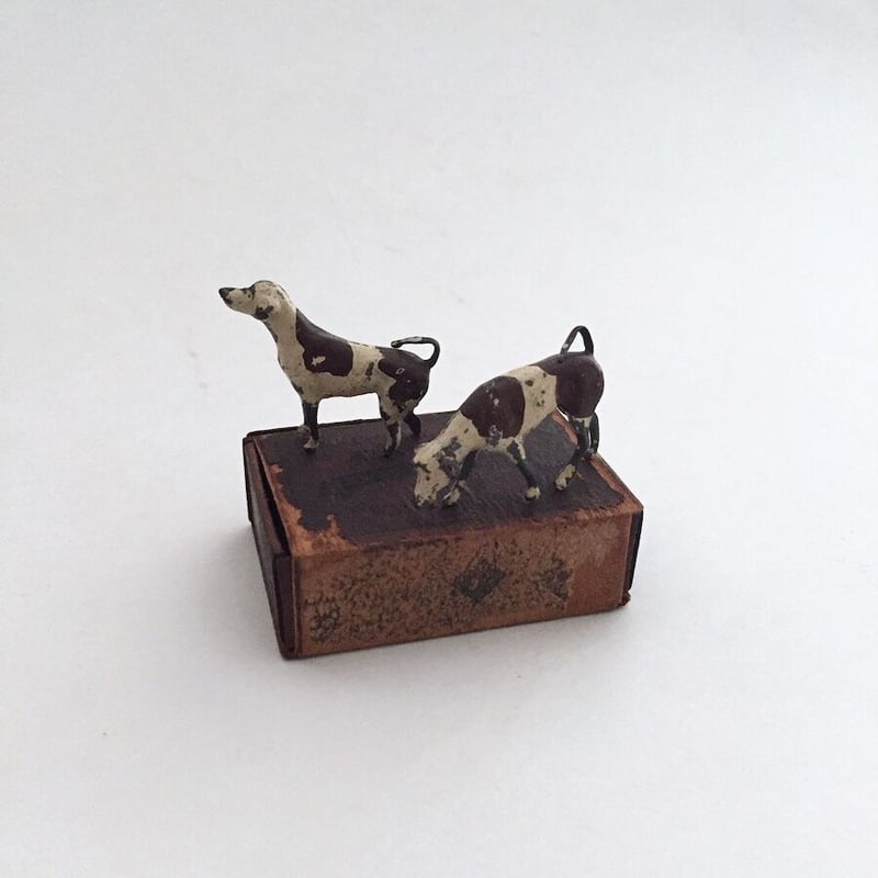 希少 Colle クリスタル フォックステリア フィギュアリン 犬 ドッグ dog lead figure 鉄の犬ドッグのフィギュア 動物フィギュリン | cocon