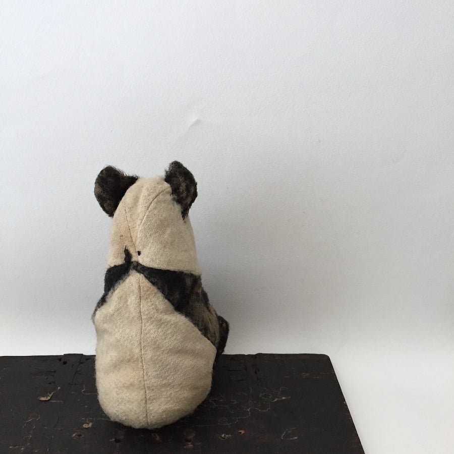 stuffed panda / アンティークパンダのぬいぐるみ | cocon